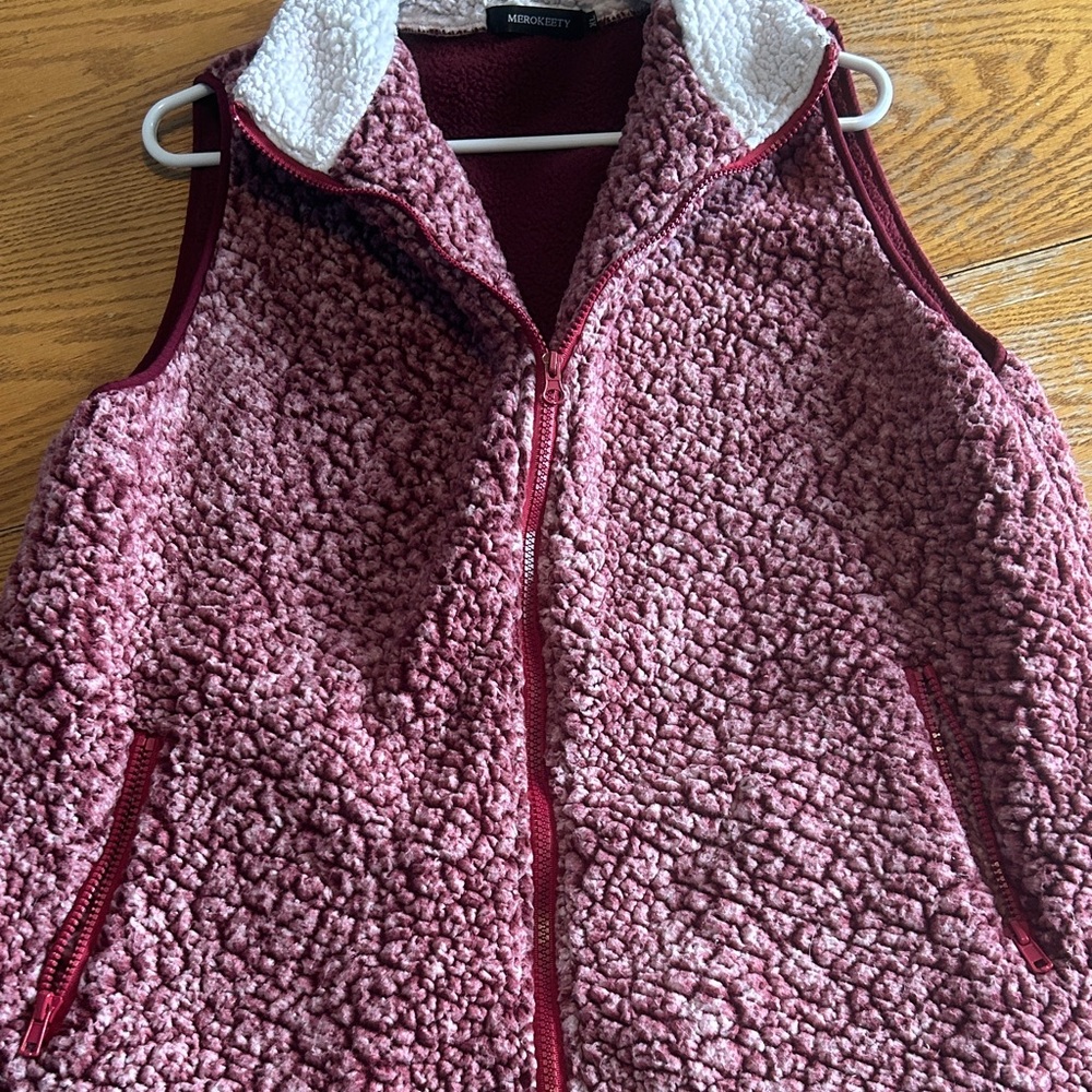 Women's Fleece Vest - Deep Red